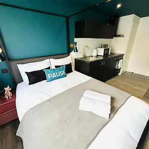 31 Studio, Ideal For Tourists Locations , Londres Reino Unido